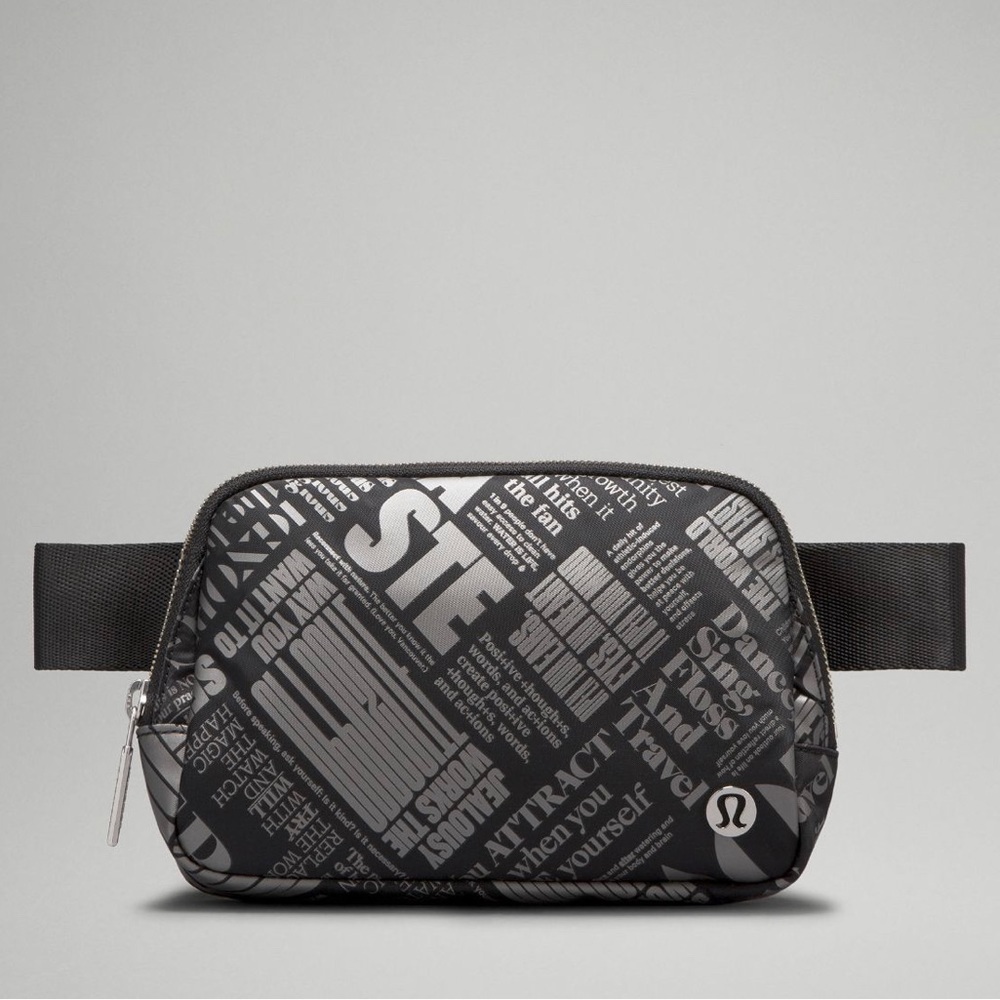 NEW LULULEMON BELT BAG MANIFESTO PRINT